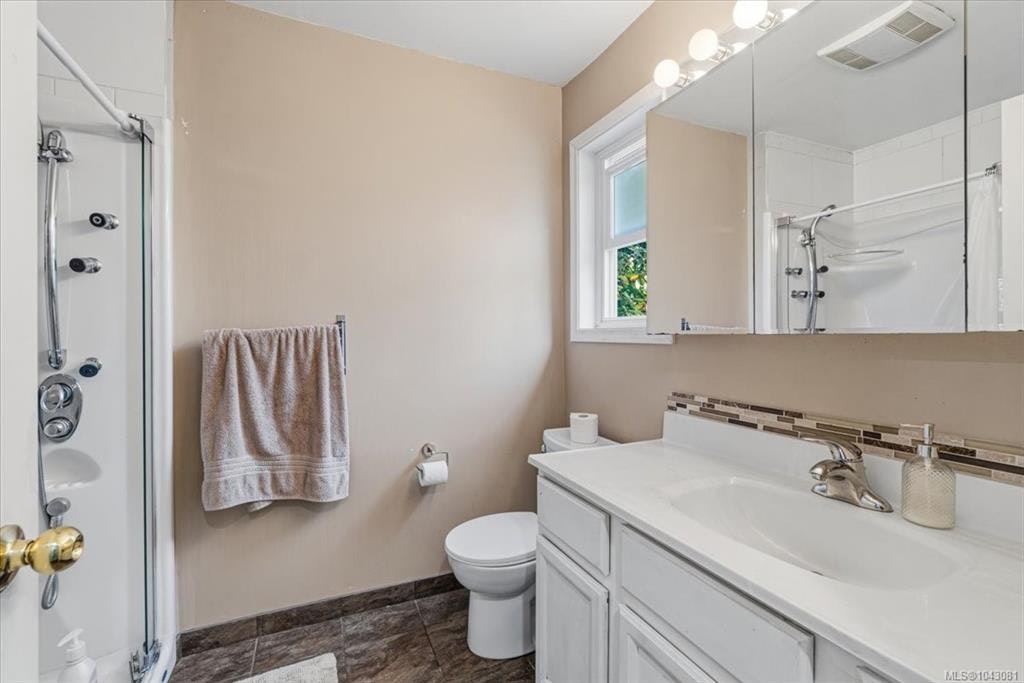 2712 Labieux Road, Nanaimo, BC, V9T 3N6 - 16