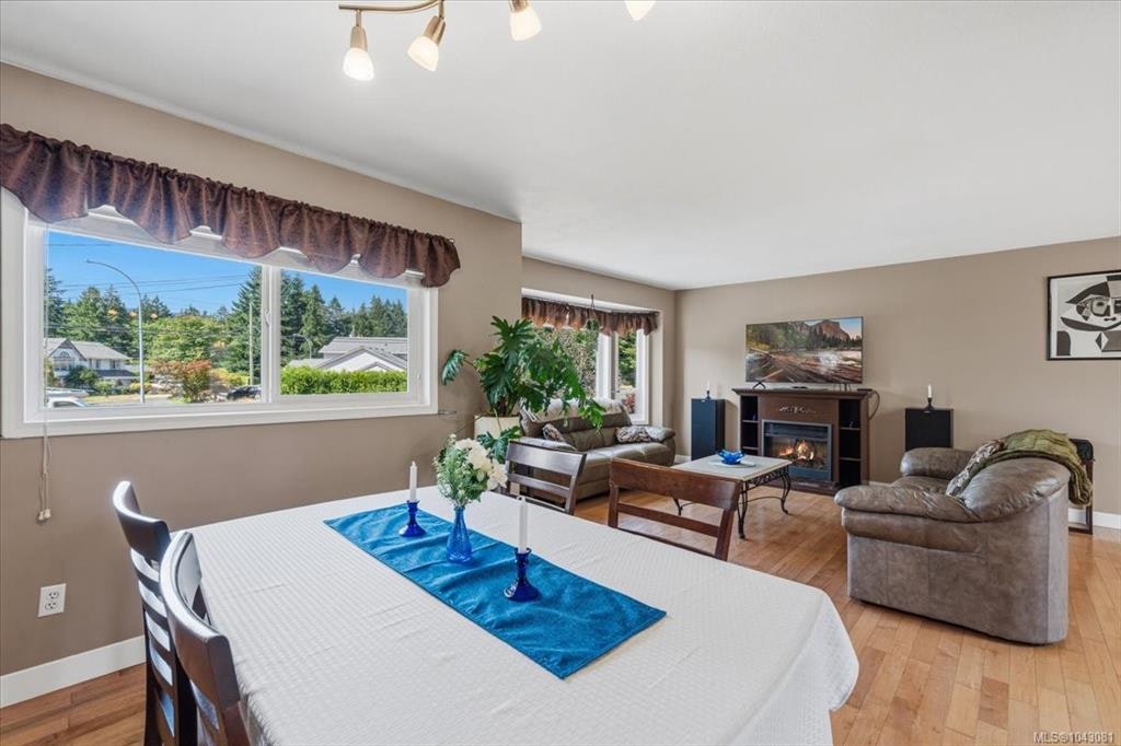 2712 Labieux Road, Nanaimo, BC, V9T 3N6 - 8