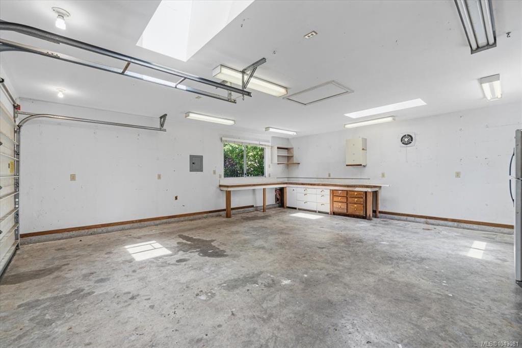 2712 Labieux Road, Nanaimo, BC, V9T 3N6 - 27
