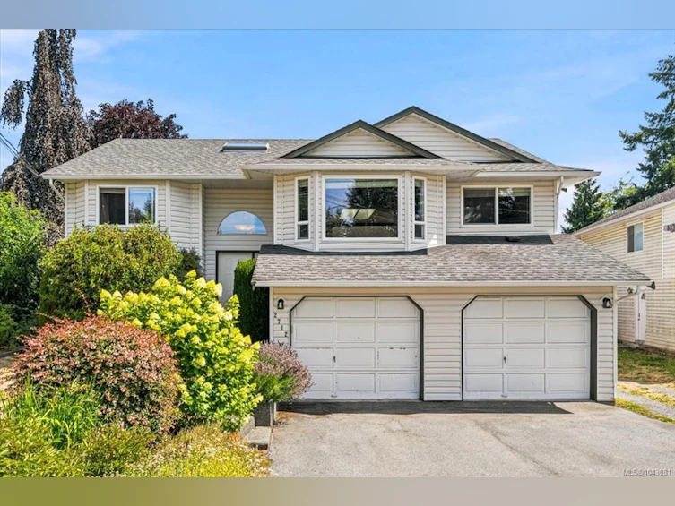 2712 Labieux Road, Nanaimo, BC, V9T 3N6 - 2