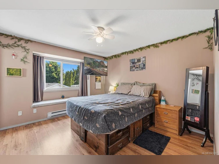 2712 Labieux Road, Nanaimo, BC, V9T 3N6 - 15