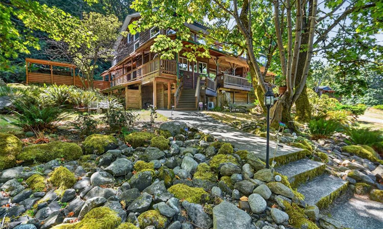 1597 Starbuck Lane