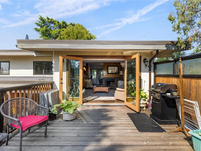 396 Wisteria Street - 5