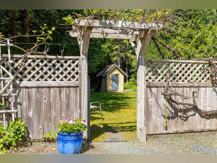278 Grovehill Road, Qualicum Beach, BC, V9K 2L9 - 47