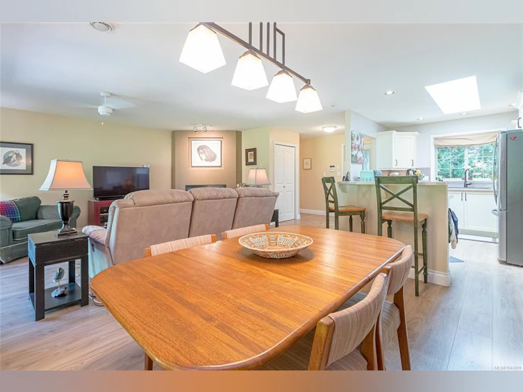 278 Grovehill Road, Qualicum Beach, BC, V9K 2L9 - 17