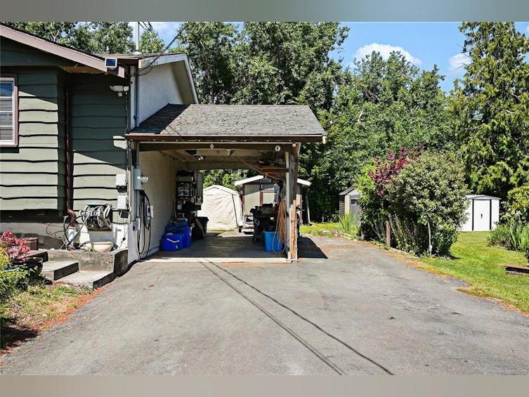 9376 Maryland Drive, Sidney, BC, V8L 2R3 - 35