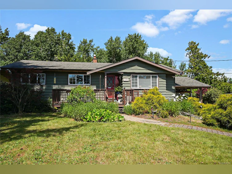 9376 Maryland Drive, Sidney, BC, V8L 2R3 - 33