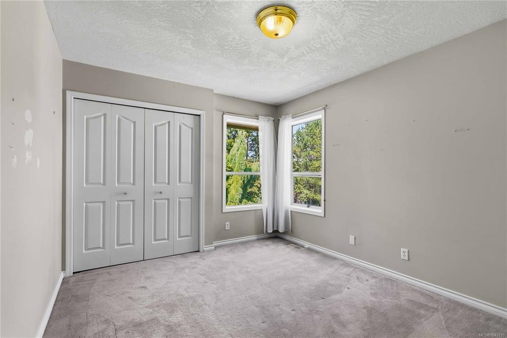 4343 Emily Carr Drive, Saanich, BC, V8X 5E4 - 24