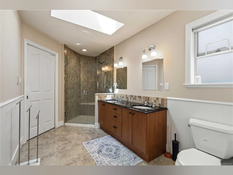 4343 Emily Carr Drive, Saanich, BC, V8X 5E4 - 21