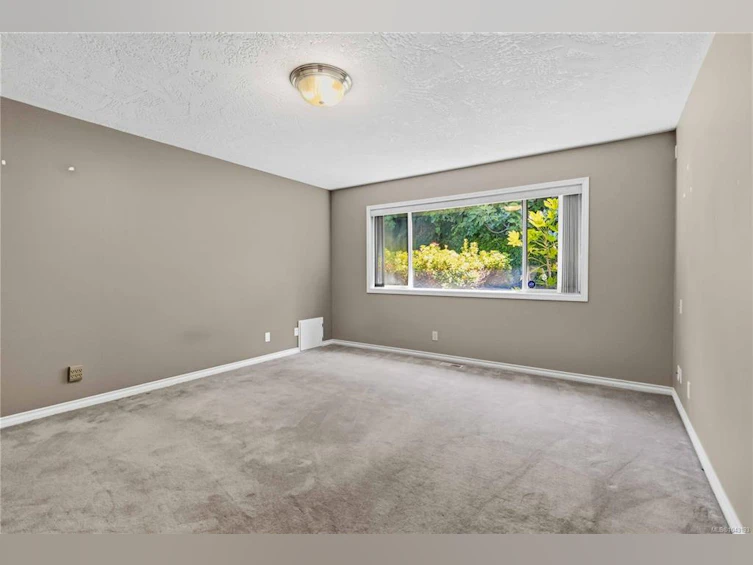 4343 Emily Carr Drive, Saanich, BC, V8X 5E4 - 18