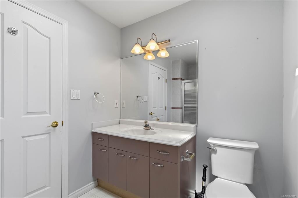 4343 Emily Carr Drive, Saanich, BC, V8X 5E4 - 26