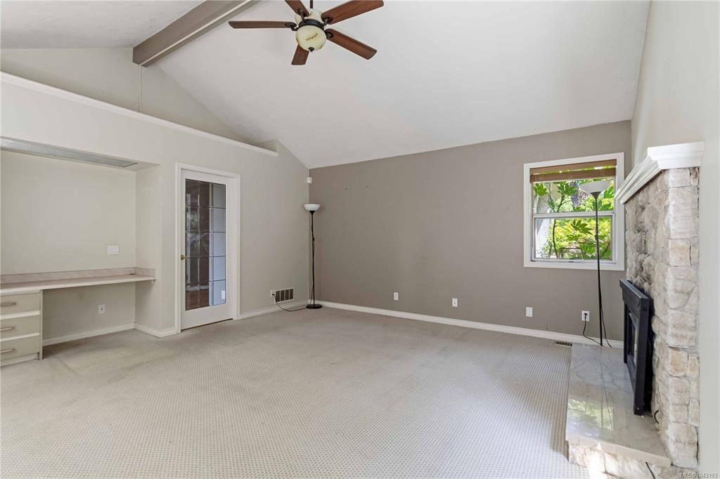 4343 Emily Carr Drive, Saanich, BC, V8X 5E4 - 16