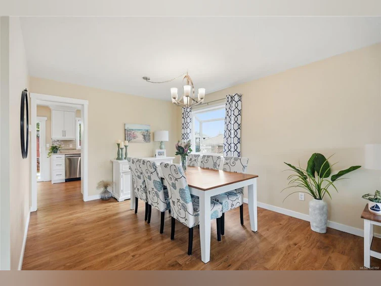 773 Forsyth Avenue, Parksville, BC, V9P 1E5 - 4