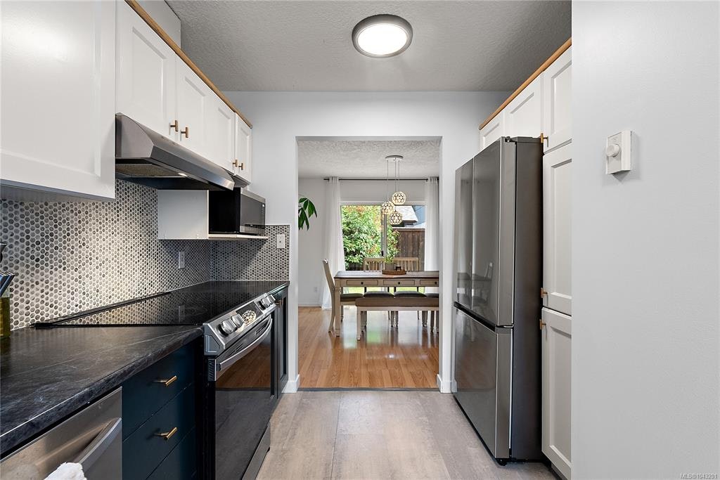 8-2871 Peatt Road, Langford, BC, V9B 3V7 - 10