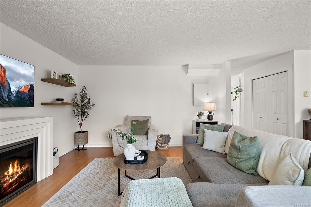 8-2871 Peatt Road, Langford, BC, V9B 3V7 - 6