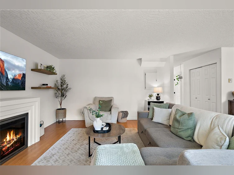 8-2871 Peatt Road, Langford, BC, V9B 3V7 - 6