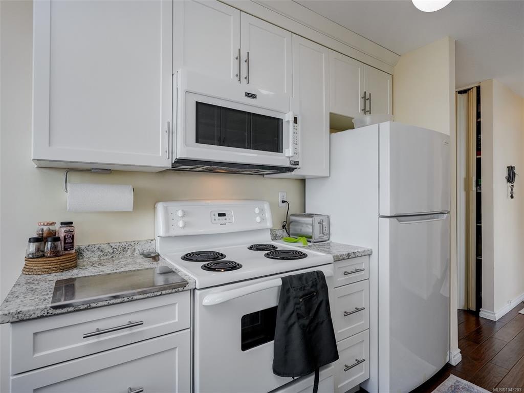 1810-647 Michigan Street, Victoria, BC, V8V 1S9 - 8