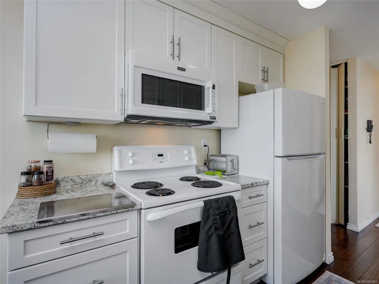 1810-647 Michigan Street, Victoria, BC, V8V 1S9 - 8