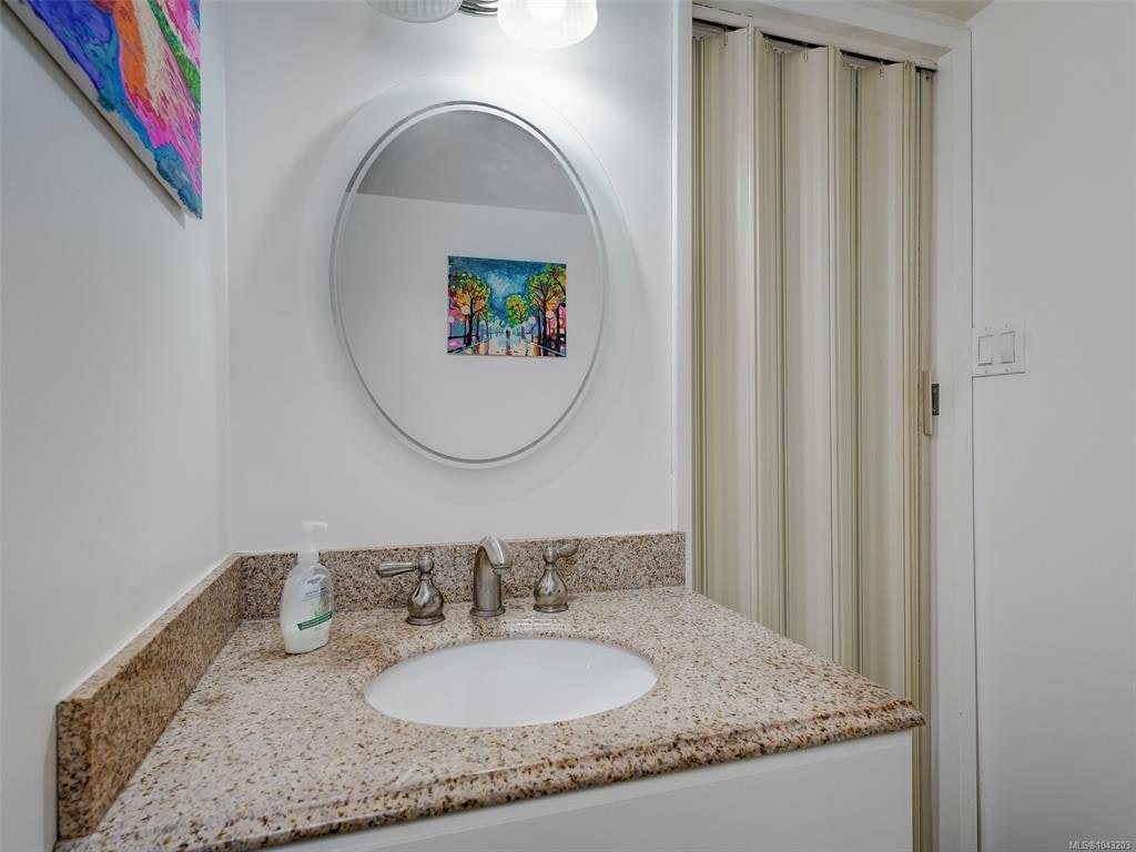 1810-647 Michigan Street, Victoria, BC, V8V 1S9 - 12