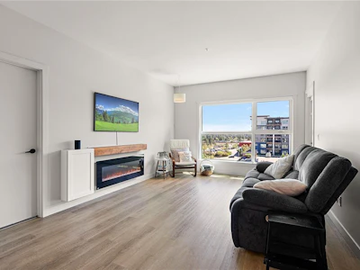412-2461 Gateway Road - 4