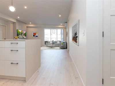 204-958 Pharoah Mews - 4