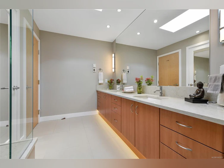 763 Sayward Hill Terrace, Saanich, BC, V8Y 3K1 - 35