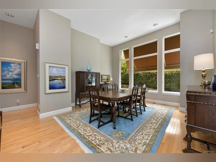 763 Sayward Hill Terrace, Saanich, BC, V8Y 3K1 - 10