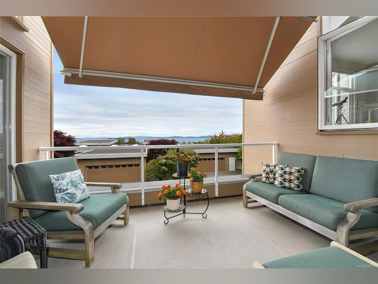 763 Sayward Hill Terrace, Saanich, BC, V8Y 3K1 - 25