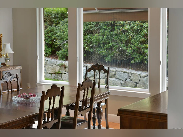 763 Sayward Hill Terrace, Saanich, BC, V8Y 3K1 - 11