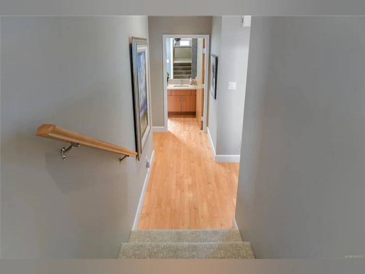 763 Sayward Hill Terrace, Saanich, BC, V8Y 3K1 - 36