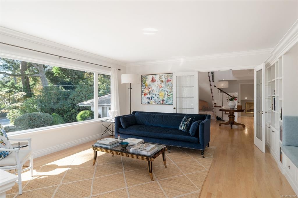 2944 Tudor Avenue, Saanich, BC, V8N 1M1 - 10