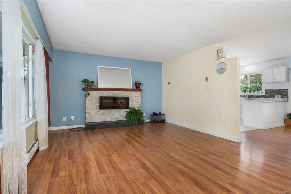 2505 S Alder Street, Campbell River, BC, V9W 5T3 - 5