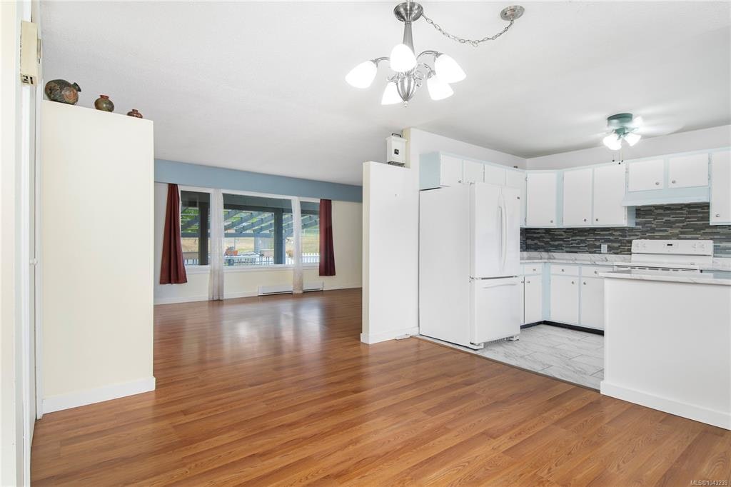 2505 S Alder Street, Campbell River, BC, V9W 5T3 - 9