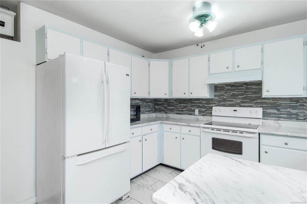 2505 S Alder Street, Campbell River, BC, V9W 5T3 - 11