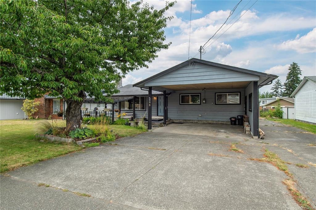 2505 S Alder Street, Campbell River, BC, V9W 5T3 - 2