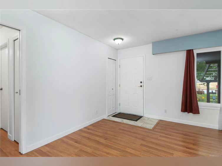 2505 S Alder Street, Campbell River, BC, V9W 5T3 - 4
