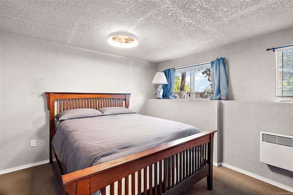 1224 Mariposa Avenue, Saanich, BC, V8Z 6P4 - 28