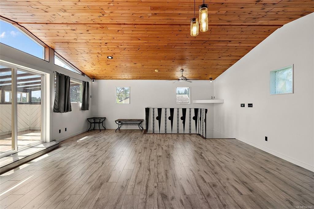 1224 Mariposa Avenue, Saanich, BC, V8Z 6P4 - 15