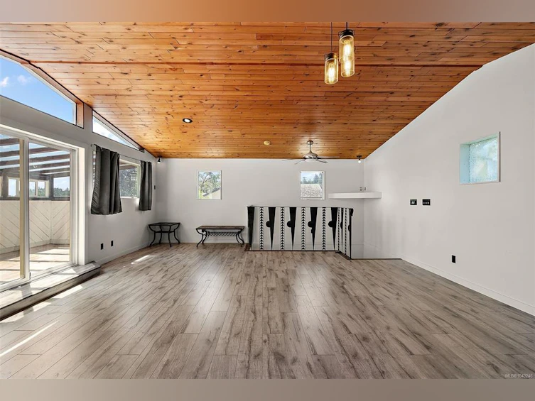 1224 Mariposa Avenue, Saanich, BC, V8Z 6P4 - 15