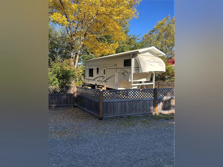 F14-2650 Turnbull Road, Qualicum Beach, BC, V9K 2R2 - 2