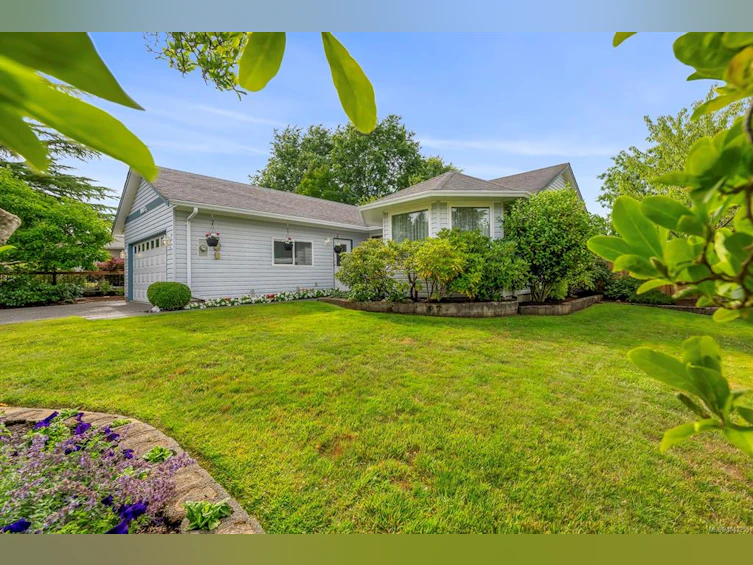 1413 Canso Avenue, Comox, BC, V9M 3C3 - 53