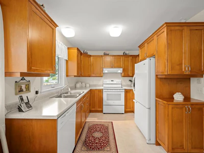 1413 Canso Avenue - 5