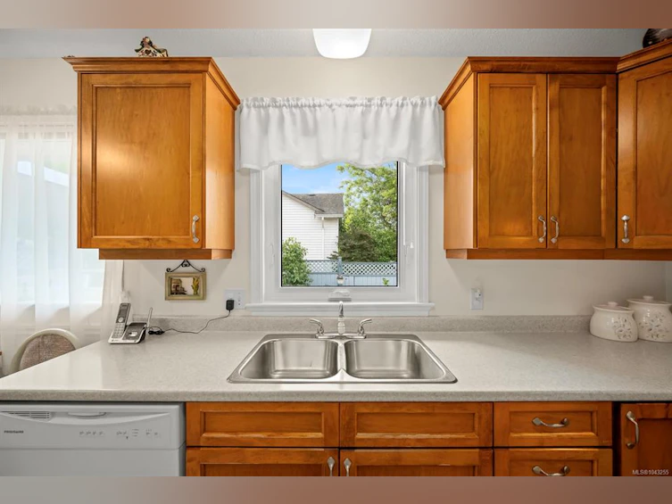 1413 Canso Avenue, Comox, BC, V9M 3C3 - 24