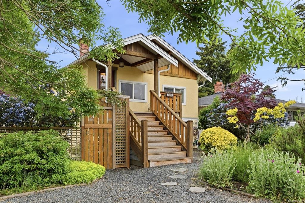 3130 Kingsley Street, Saanich, BC, V8P 4J4
