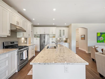 2266 Idiens Way - 4