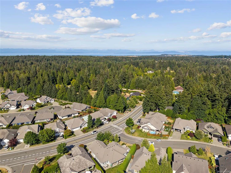 2266 Idiens Way, Courtenay, BC, V9N 3Z4 - 37