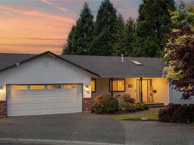 240 Carmanah Drive - 2
