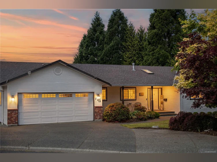 240 Carmanah Drive, Courtenay, BC, V9N 8N4 - 2