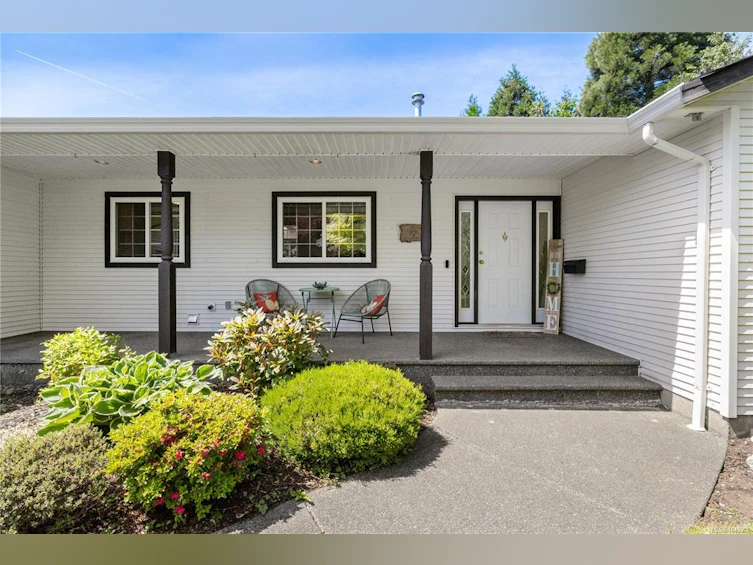 240 Carmanah Drive, Courtenay, BC, V9N 8N4 - 3
