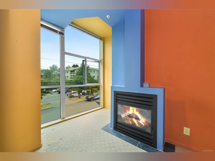 201-1061 Fort Street, Victoria, BC, V8V 5A1 - 4